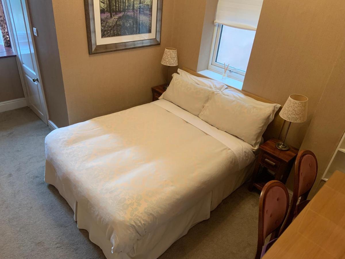 Entire Seaside Home, Sleeps 8, All En-Suite Rooms New Brighton Eksteriør bilde